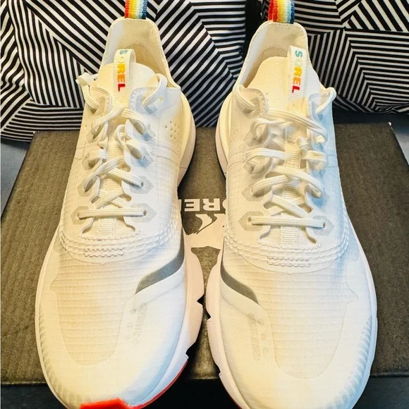 NEW IN BOX Sorel Women's White Kinetic Rush Pride “love is love” 8.5 - Picture 8 of 10